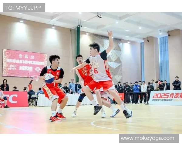 杭州篮球队状态揭秘：巨星云集与战术创新的完美结合